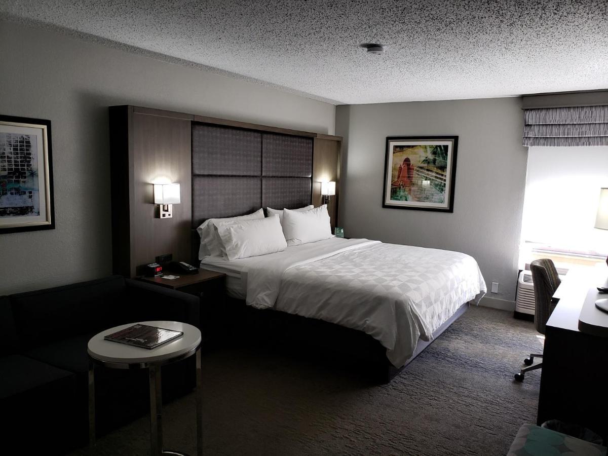 Holiday Inn Huntsville - Research Park By Ihg Екстер'єр фото