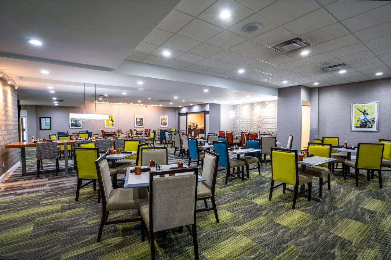 Holiday Inn Huntsville - Research Park By Ihg Екстер'єр фото